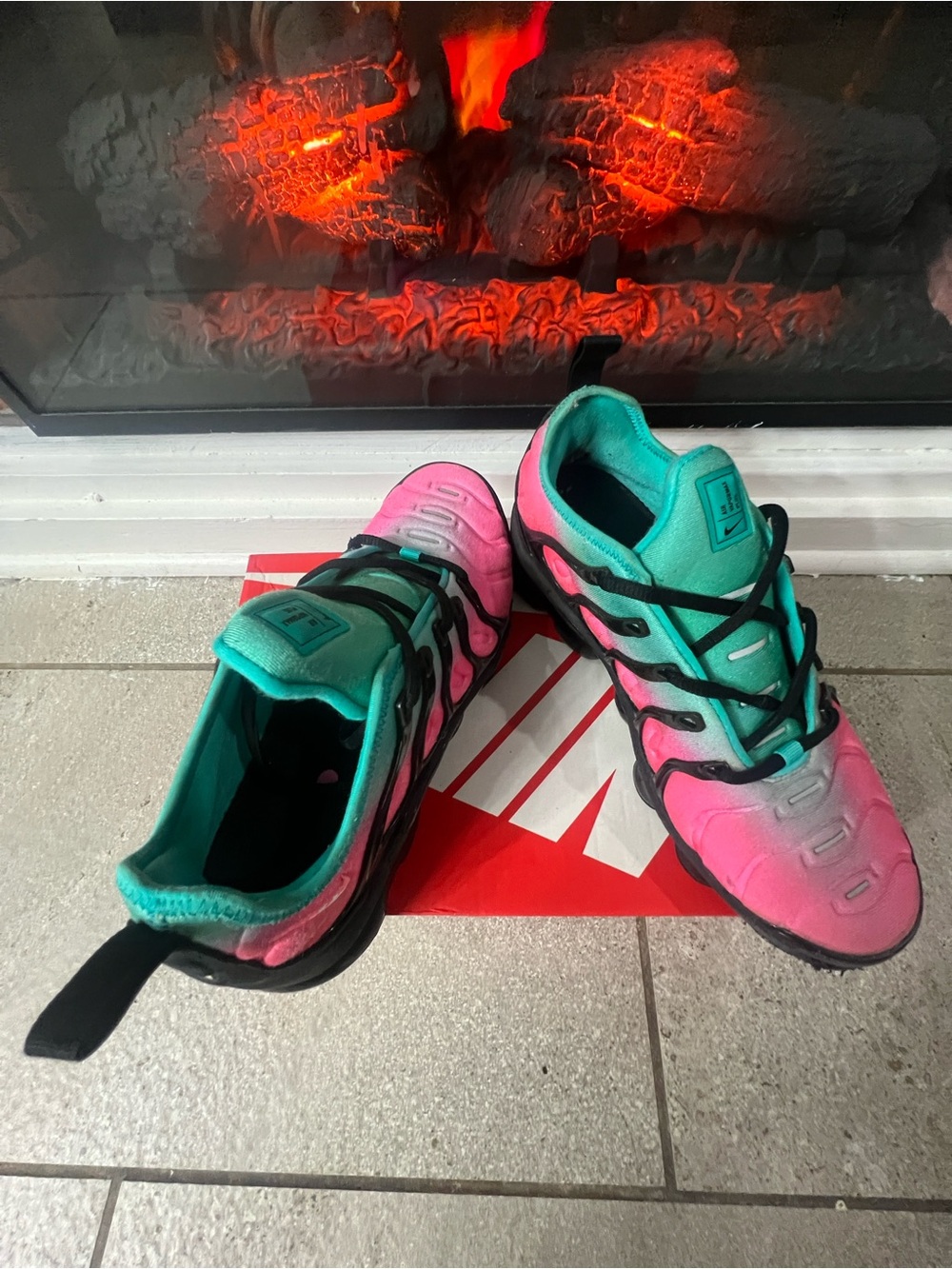 Nike Air VaporMax Plus Pink Teal Ombré Women's Lace Up Sneakers Cushioned - Picture 6 of 7